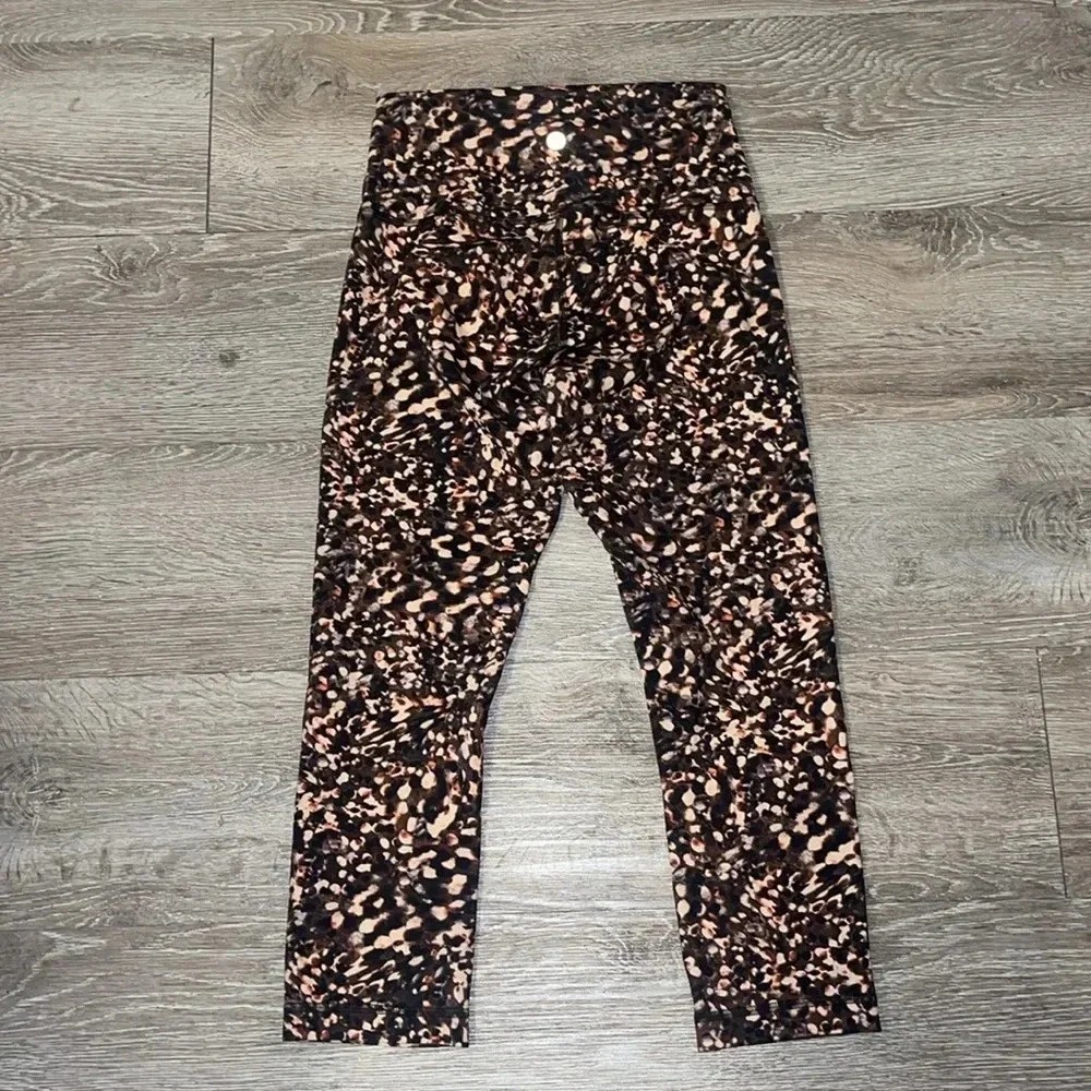 Lululemon invigorate tight leggings size 6
